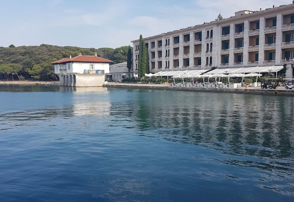 Hotel Apartments Zova, Exterior, Hotel Exterior