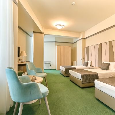 Family Room Without Balcony Hotel Malibu Promo Code