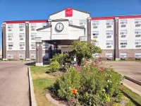 Super 8 by Wyndham Red Deer City Centre Hoteles en 