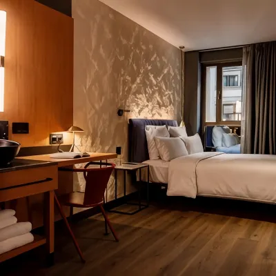 Letoh Letoh Sevilla Hotels near Alameda de Hercules