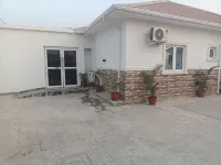 سكينيو هوتل آند أبارتمنتس