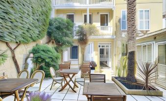 The Originals Boutique, Hôtel Roca-Fortis, Rochefort - Housity