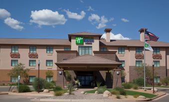 Holiday Inn Express & Suites ST. George North - Zion