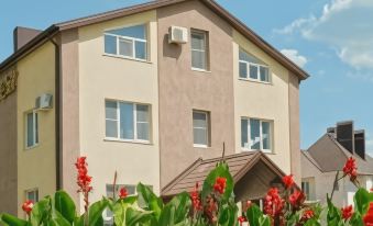 Mirotel Resort and Spa - Housity