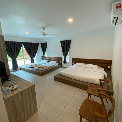 Family Room-Non-Smoking Paradise Valley Broga Resort Promo Code