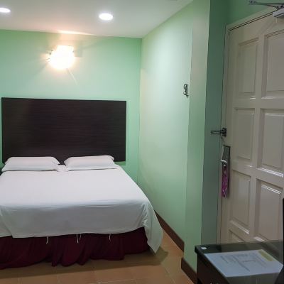 Bilik Budget(katil queen) Kupon New City Hotel