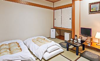 Hotel Kikusui Imabari