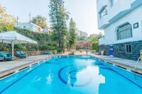 Hotel Hillock