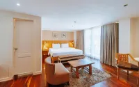 Sugarland Hotel