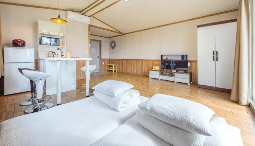Gurye Jirisan Hosu Resort Pension