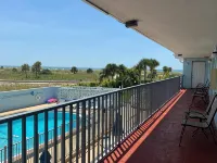 Beachside Resort Motel