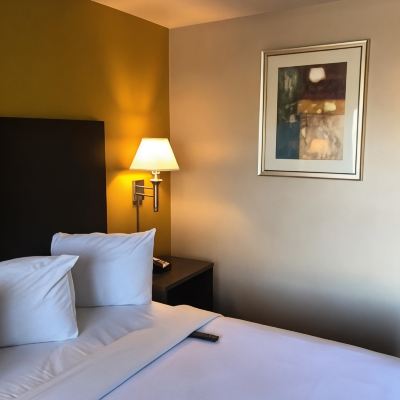 King Room-Non-Smoking Motel One Promo Code