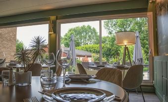 Logis Hôtel &amp; Restaurant - Le Relais de Montigny - Housity