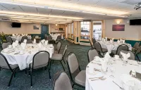 Park Point Marina Inn