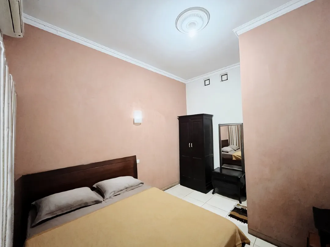 Guest House Kraton Mas - Pacitan