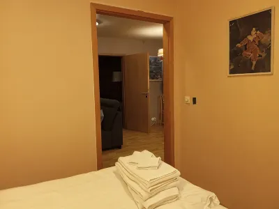 Quiet 2 Bedroom Apartment, Near Wildlife, Short or Long Rental Available Hotels in 