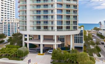 Four Seasons Hotel and Residences Fort Lauderdale