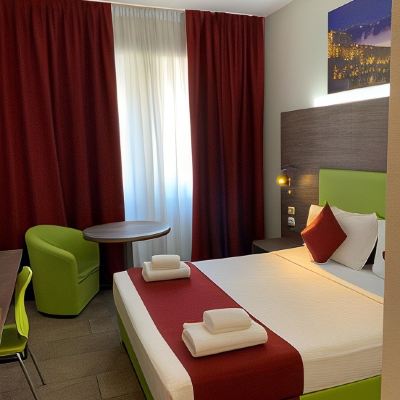 Standard Double Room-Non-Smoking Hotel Stradivari Promo Code