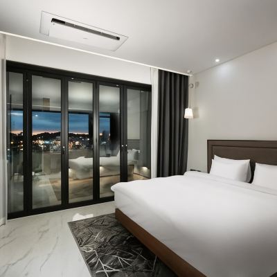 그랜드 프리미어 룸 (스파) 엔 브릿지 호텔 쿠폰