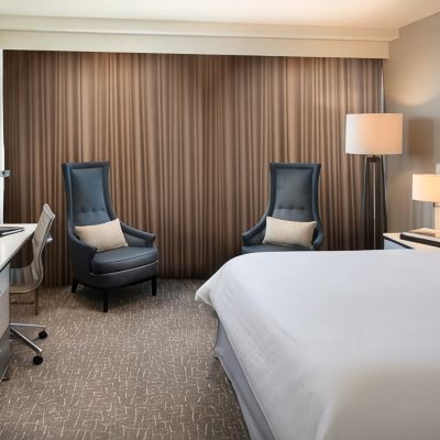 Standard King Room Fontainebleau Miami Beach Promo Code