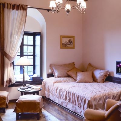 Deluxe Room Santikos Mansion Promo Code