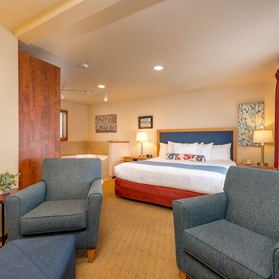 Deluxe Fireplace King Jacuzzi Obertal Inn Room Obertal Inn Promo Code