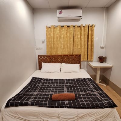 Deluxe King Room Mulberry Resort Promo Code