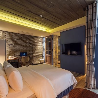 Deluxe Room Hotel March Promo Code