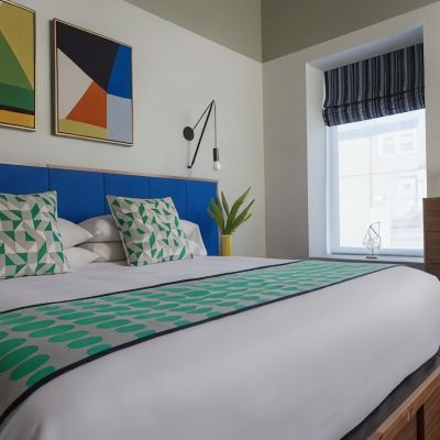 Deluxe King Room ADA The Hotel Salem Promo Code