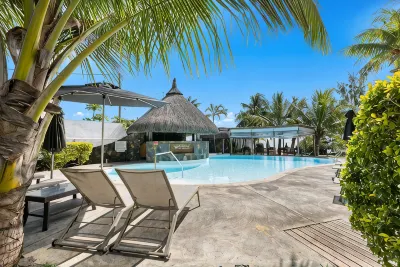 Grand Sahāna 3 | Beachfront Studio Apartment | Digital Nomad Complex Hotels in 