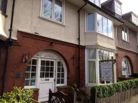 Hillcrest House Bed & Breakfast Hotels in 