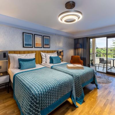 Quadruple Grand Residence Arum Barut Collection Promo Code