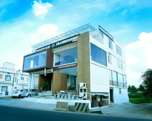 Vilasini Inn マンディヤのホテル