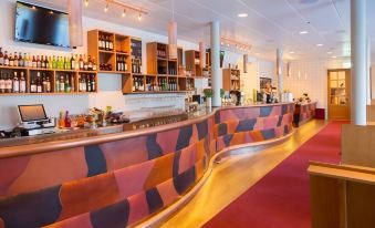 Hovde Hotell - Housity