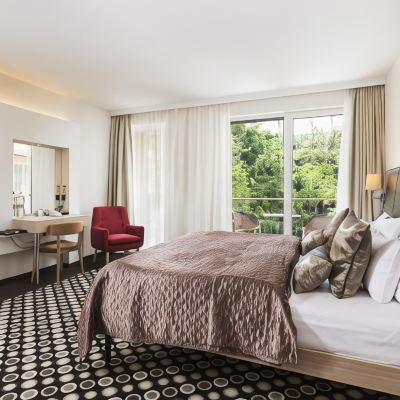 Deluxe Family Suite Bo33 Hotel Family & Suites Promo Code