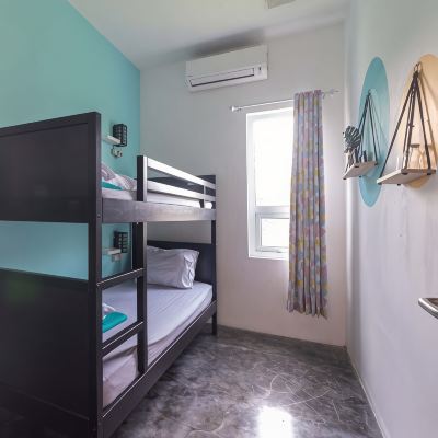 Budget Twin Room with Shared Bathroom Wonderloft Hostel Promo Code