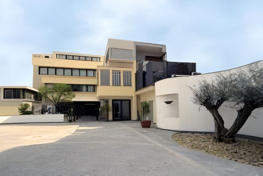 Magri's Hotel