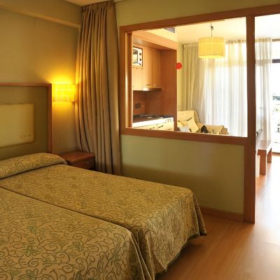 3Adults Evenia Olympic Suites Promo Code