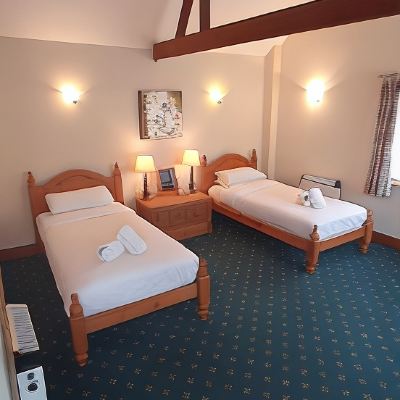 Twin Room Ensuite The Rose and Crown Promo Code
