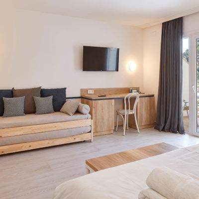 Panoramic Studio Suite, Sea View Hotel Reimar Promo Code