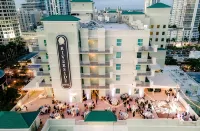 Riverside Hotel Hotel a 