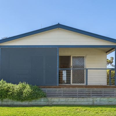 Deluxe 2 Bedroom Cabin - Sleeps 4 Discovery Parks – Whyalla Foreshore Promo Code