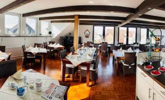 Moin Hotel Cuxhaven - Housity
