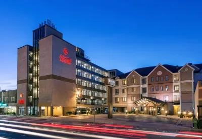 Aspen Select Hotel a 