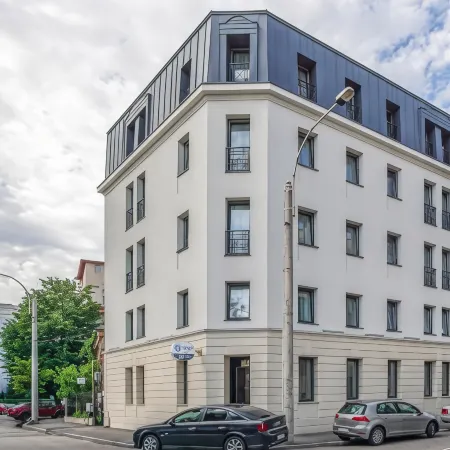 Venis Boutique Hotel