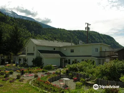 Historic Skagway Inn Hotels in 