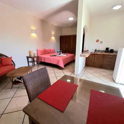 Casa Misifus Hotels in 