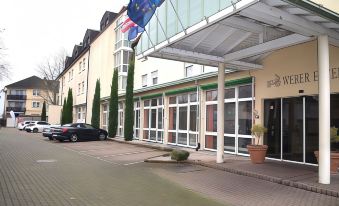 Hotel Weber - Housity