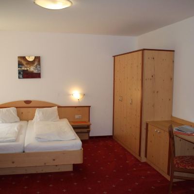 Comfort Room Hotel Hubertus Promo Code