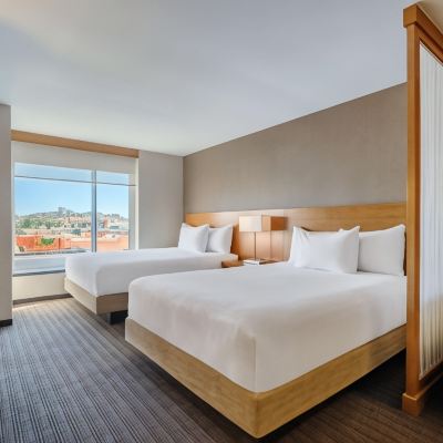 凱悦酒店大型特大床房（帶梳化床） 洛斯卡沃斯凱悦嘉軒優惠